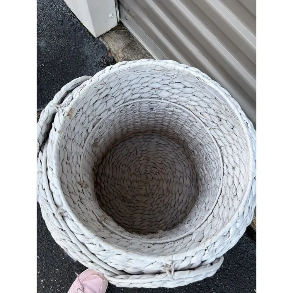 Elephant Hamper White Wicker Laundry Basket Clothes Bin Lid Woven Decor Nursery